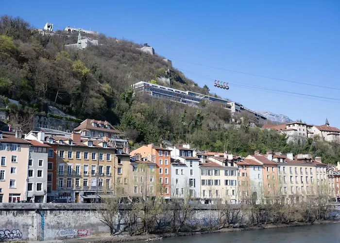 Studio Plein Centre, Calme, Parking Inclus, Piscine Et Gardien